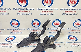 327002B100 Chân ga Santafe