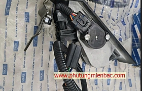 327105K000 Bàn đạp chân ga Mighty/County