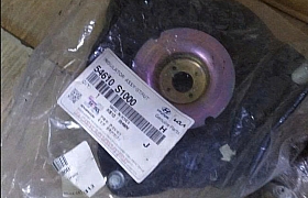 54610S1000 Bát bèo giảm xóc trước Santafe/Palisade