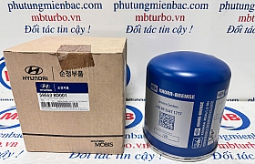 595538D002 Lọc trên cụm phanh khí Univer 