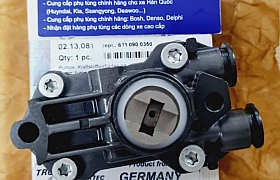 6710900360 Bơm tiếp dầu mercedes Sprinter 