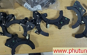 757868D101  Vòng sắt bắt công tắc trên trụ bơm mở cửa Univer