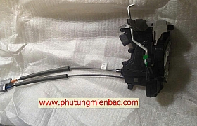 81410J9100 Cơ cấu khóa cửa sau trái Kona