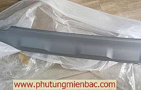 86670S1000 Ốp cản sau Santafe