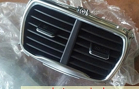 97040S10004X  cửa gió điều hòa cho ghế sau Santafe