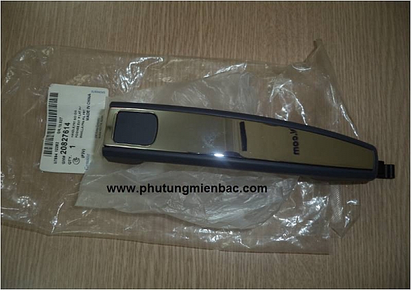 20827614_Tay mở cửa ngoài trước phải Laceti nhập 2011