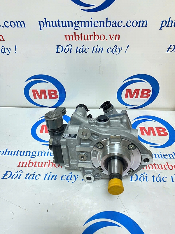 221000E010 Bơm cao áp Toyota Hilux 