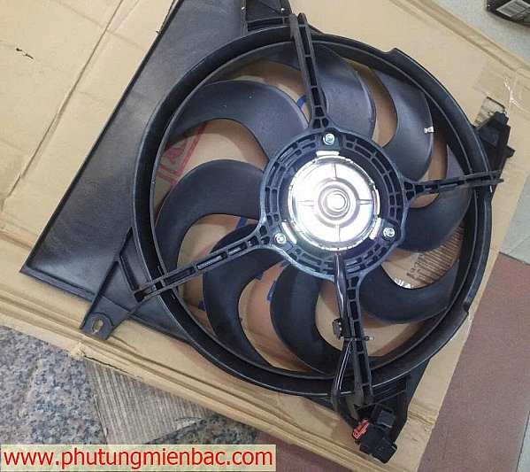 2538026400 Quạt két nước Santafe gold