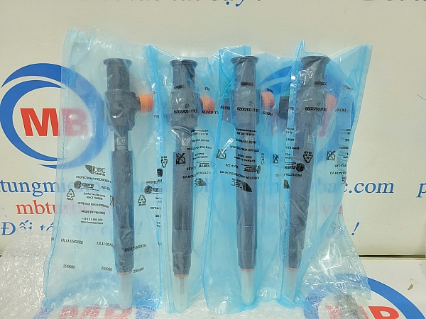 28388960 Kim phun Peugeot Traveller