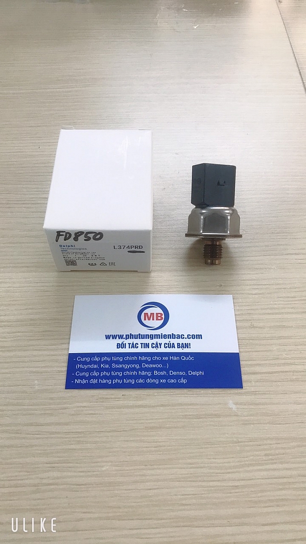 28389851_Cảm biến áp suất thanh rail Thaco FD