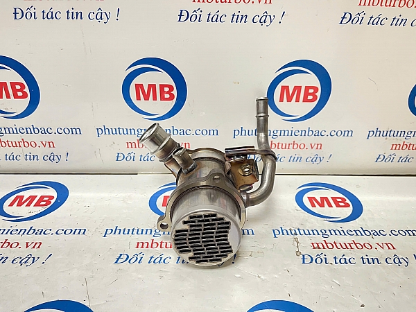 284162R700 Két làm mát van tuần hoàn khí xả Sedona,Carnival,Sorento 