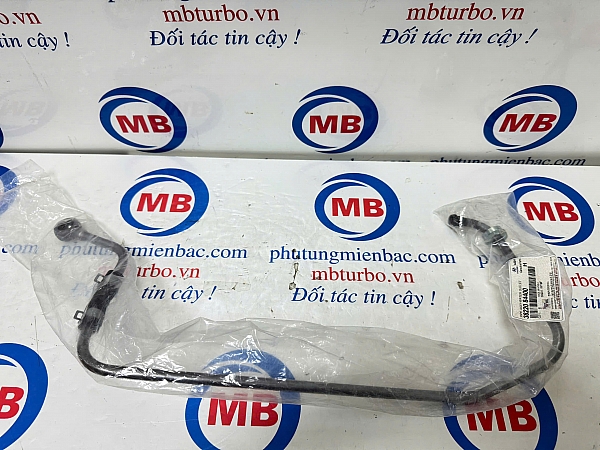3822084400 Ống nước ra từ turbo Hyundai Univer D6CD