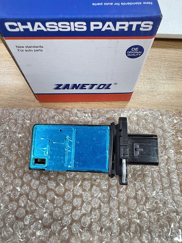 53013733AB Cảm biến lưu lượng khí nạp Jeep