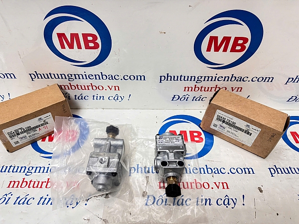 594307S100 Van chia hơi Trago/Univer