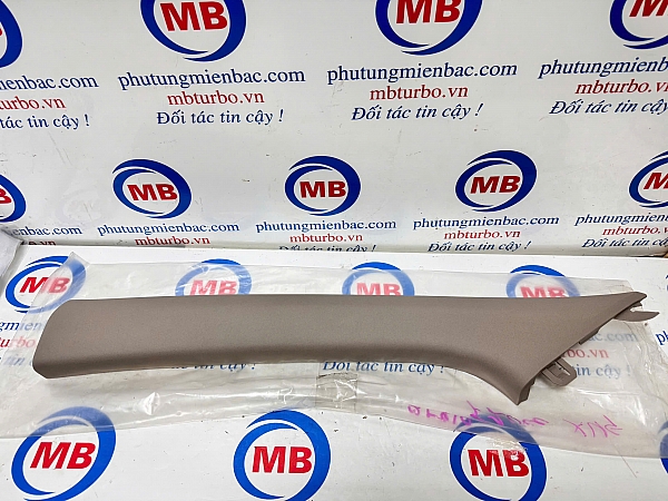 85820F2000XUG Ốp cột A trước bên phải Elantra