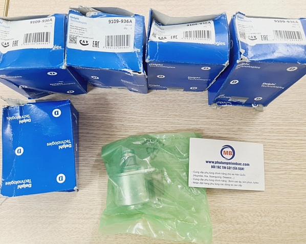 9109936A  Van đuôi bơm Tata