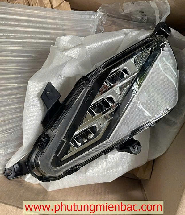 92202M6500 Đèn gầm phải K3 2022