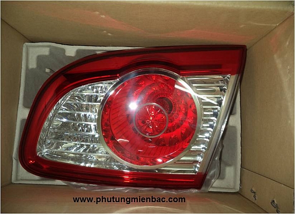 924062B500_Đèn hậu trong phải santafe