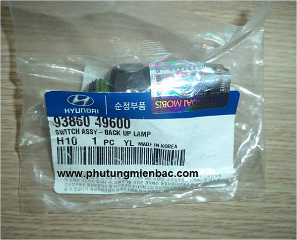 9386049600_Công tắc báo lùi
