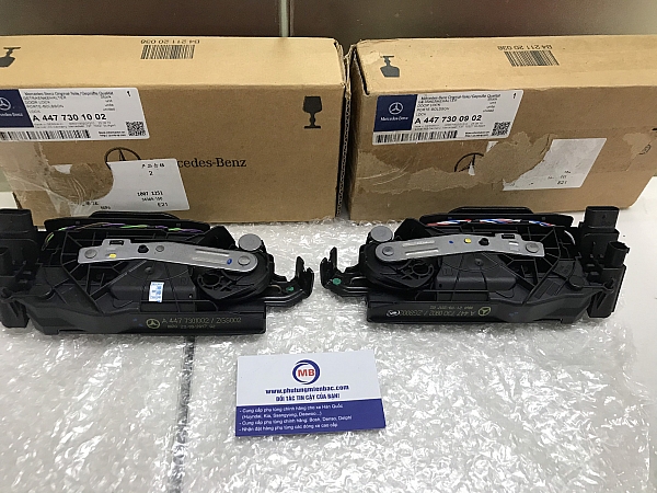 A4477300902_Ổ khóa ngậm cửa sau trái Vito