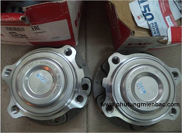 Bi moay ơ trước BMW 318i