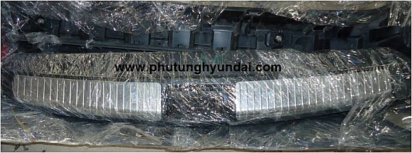 Ốp bậc cửa hậu ML 350 đời 2009