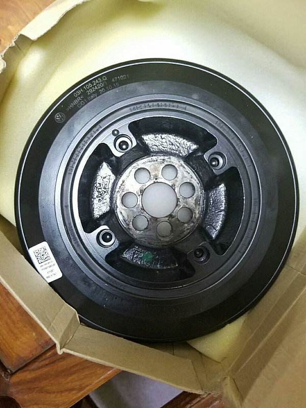 Pully trục cơ Porsche